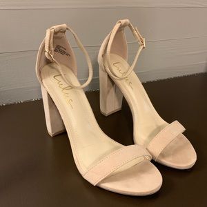 Lulu’s Taylor Natural Suede Ankle Strap Heels Sz 8